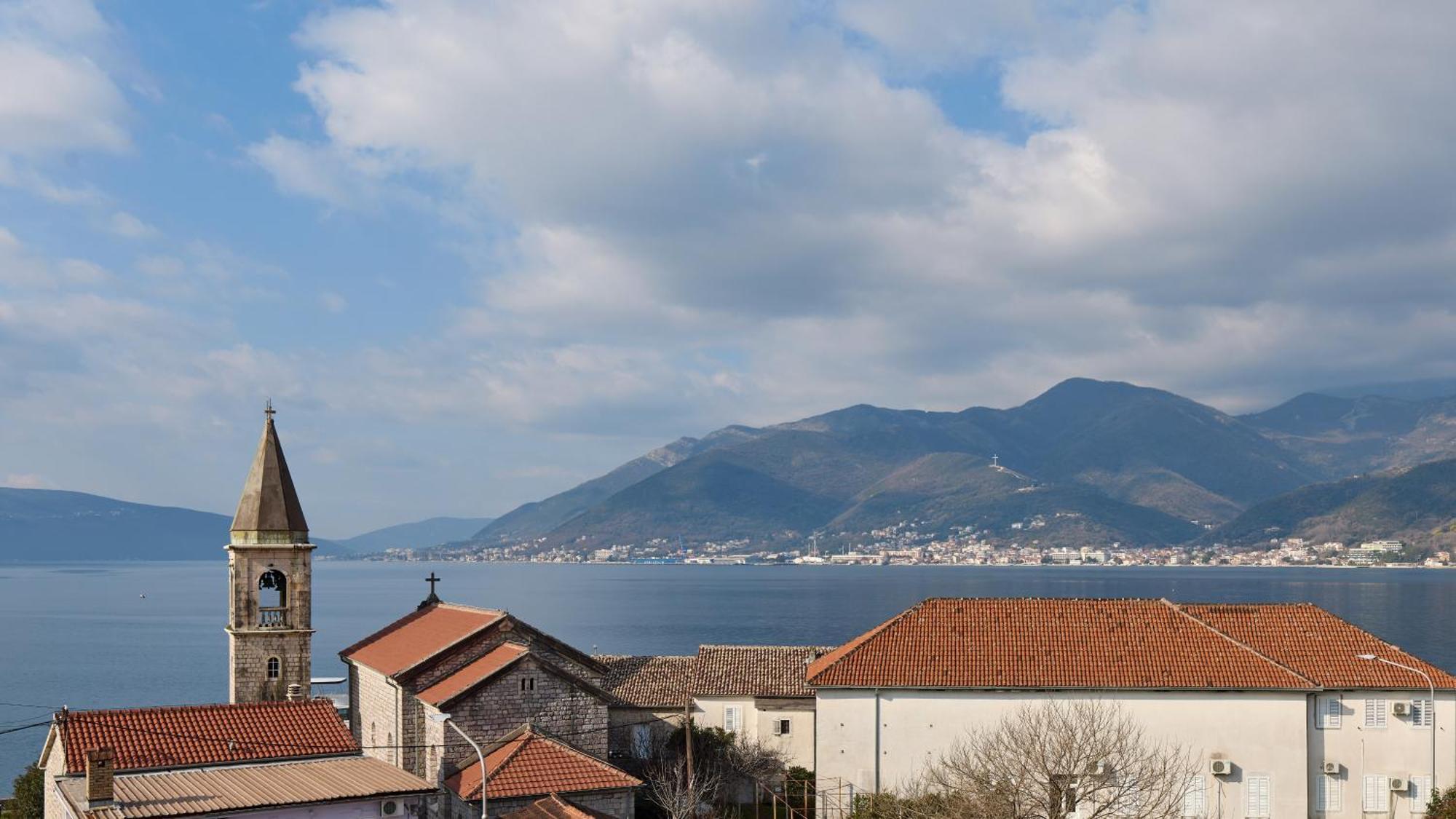 Bayview Apartments Tivat Montenegro Екстер'єр фото