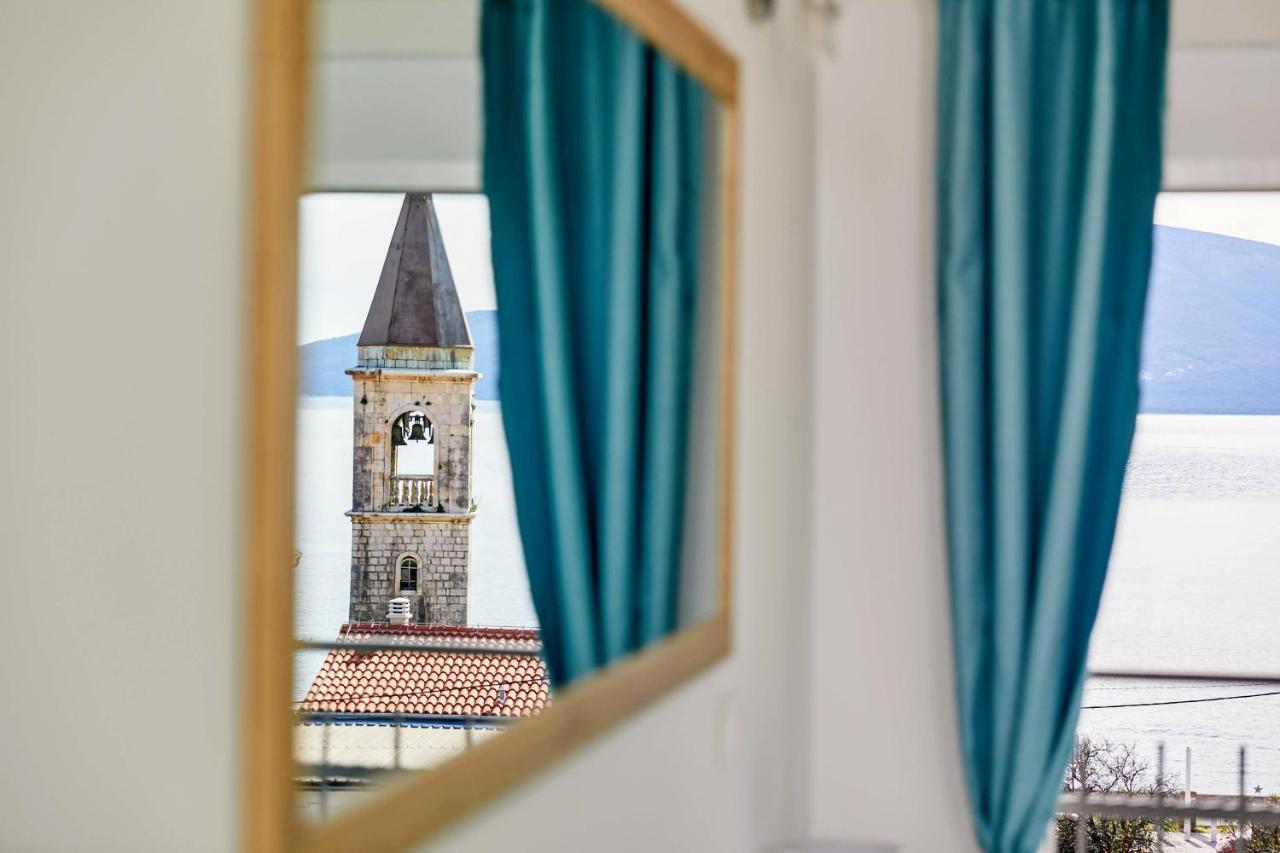 Bayview Apartments Tivat Montenegro Екстер'єр фото