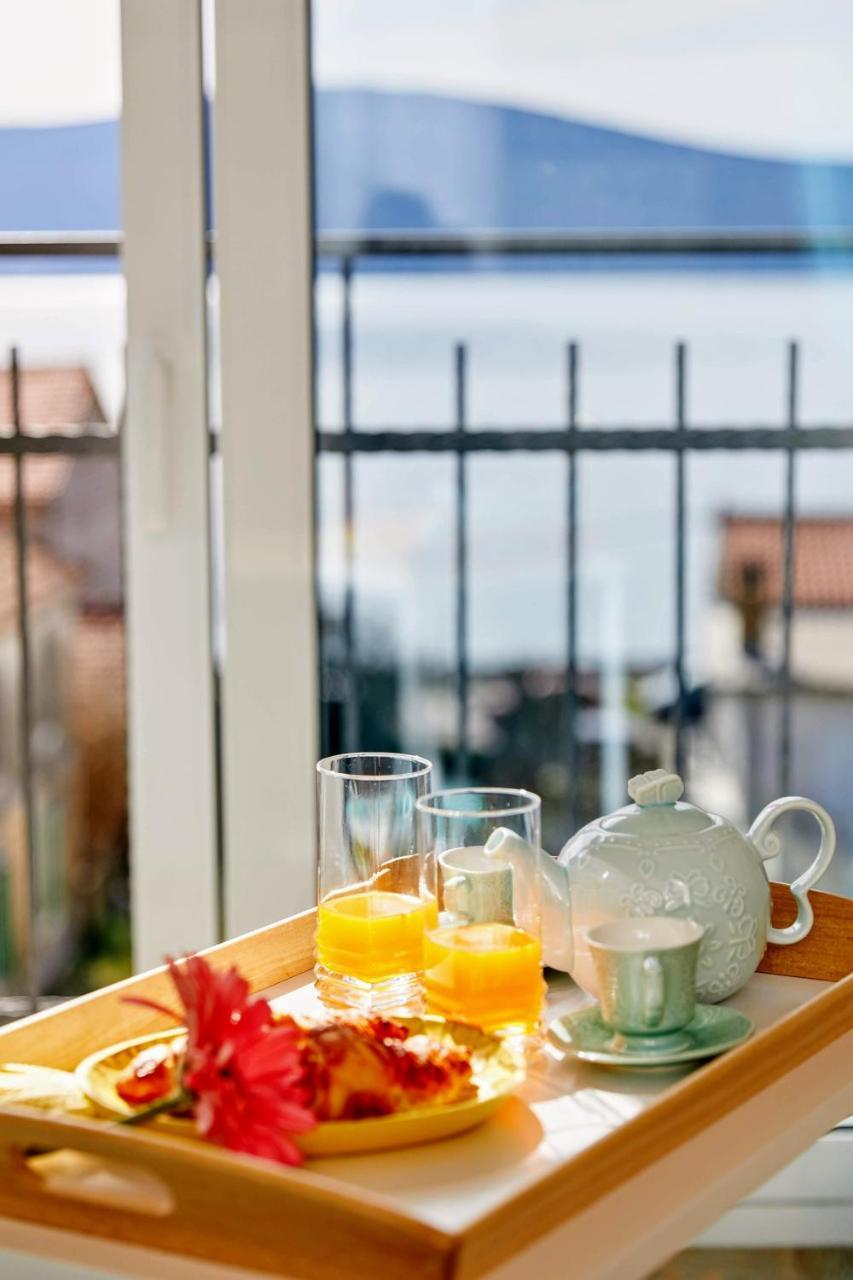 Bayview Apartments Tivat Montenegro Екстер'єр фото