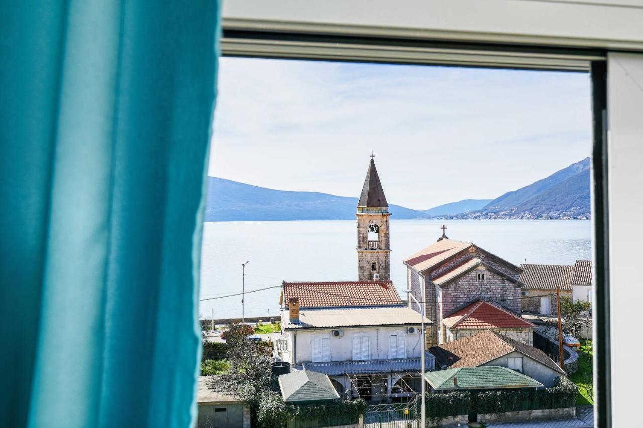 Bayview Apartments Tivat Montenegro Екстер'єр фото